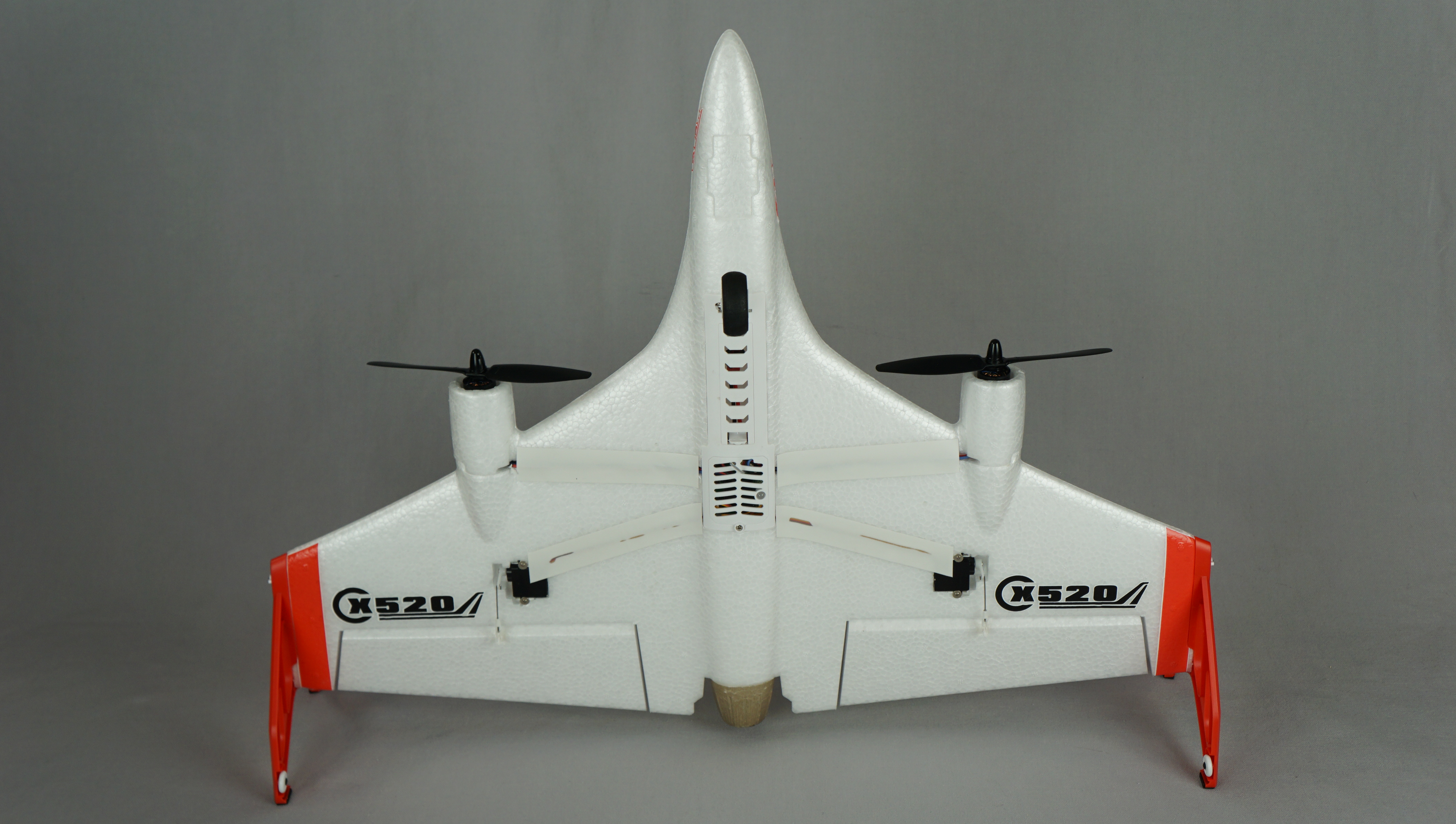 X 520 XK RC airplane