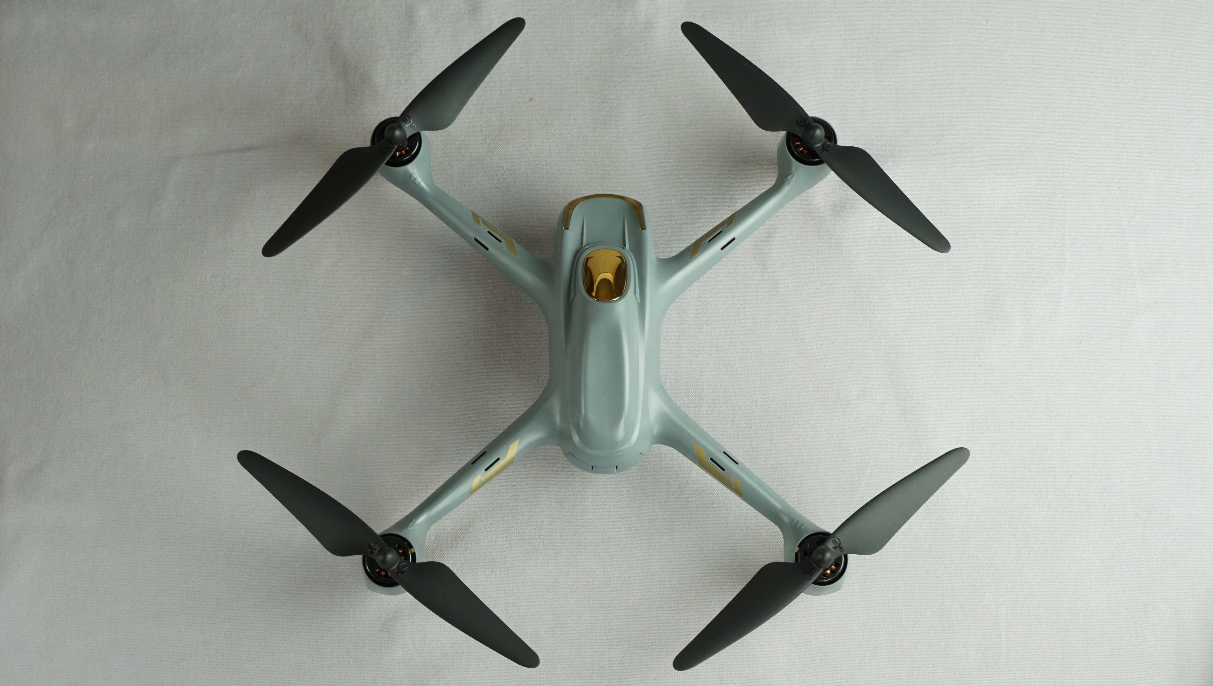 Hubsan H501M