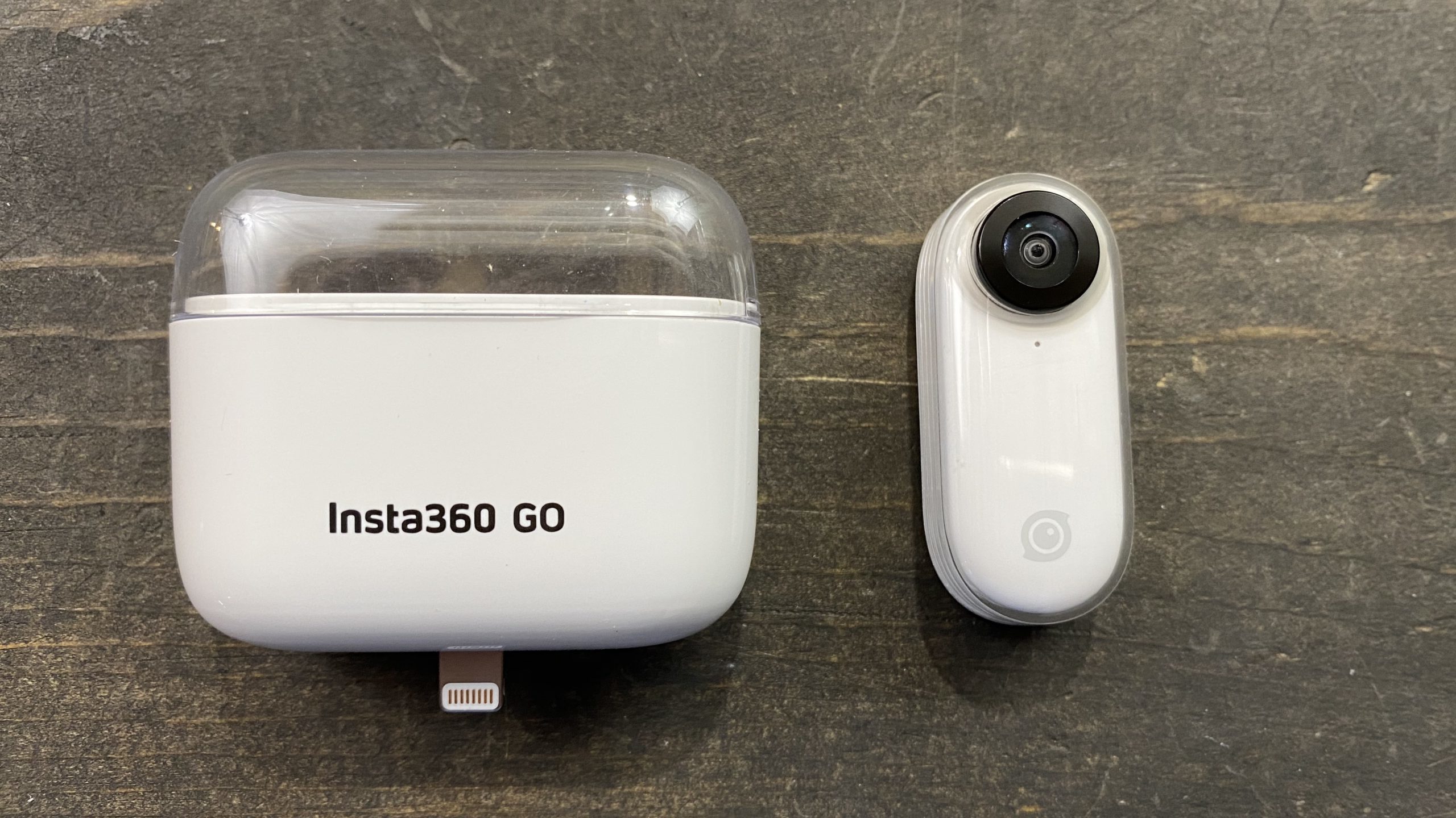 insta360 go case and charger