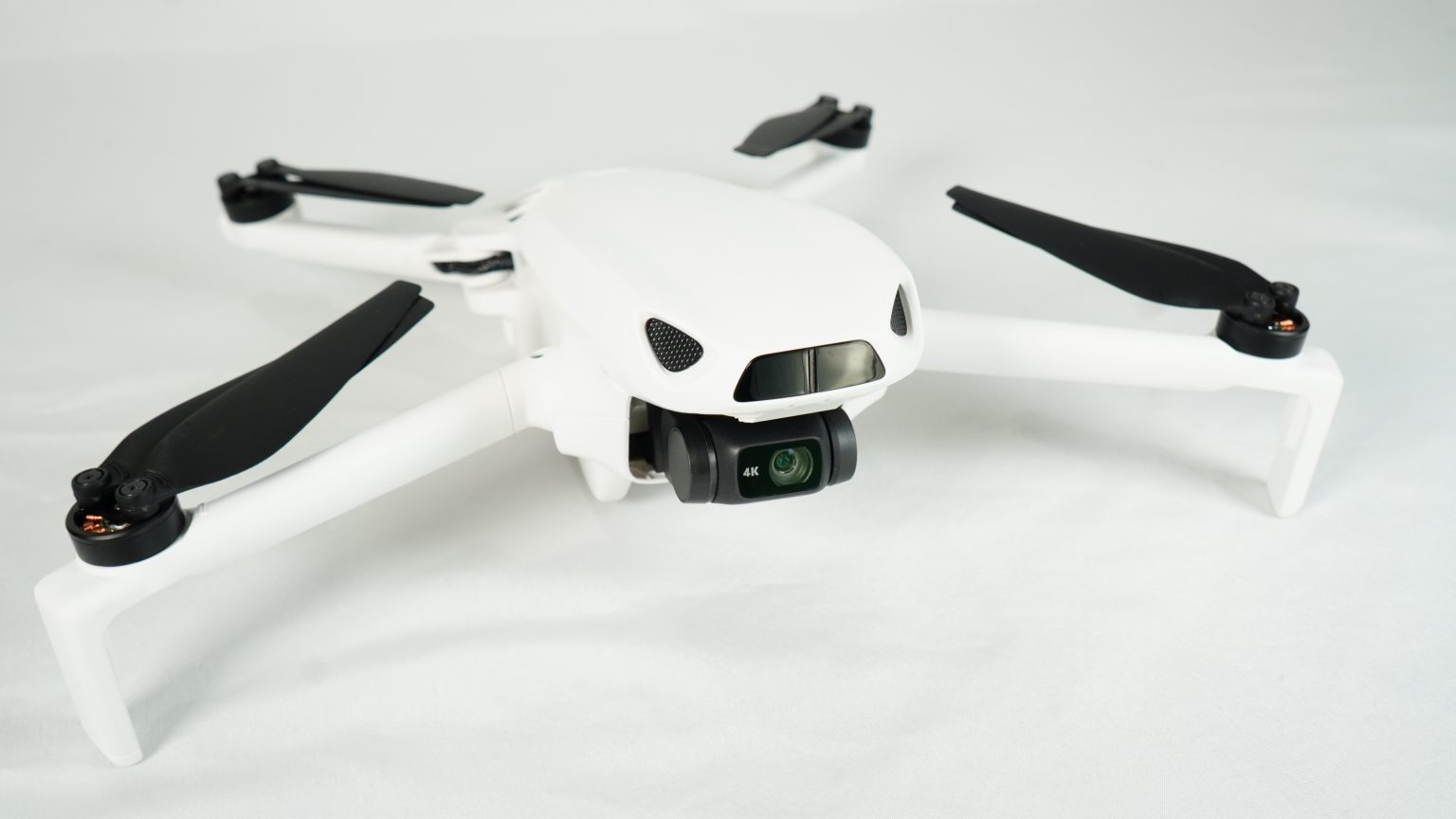 Skyrover S1 Review: 4K Mini Drone Under 250 Grams - Half Chrome Drones